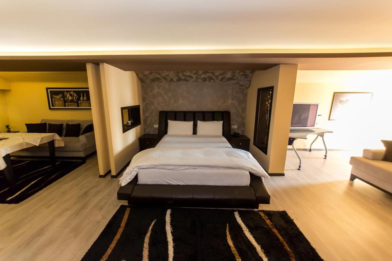 Hotel Denver Тирана Экстерьер фото